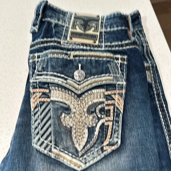 Rock Revival - Rayden ￼ relax, taper, comfort stretch jeans size 36 length 32